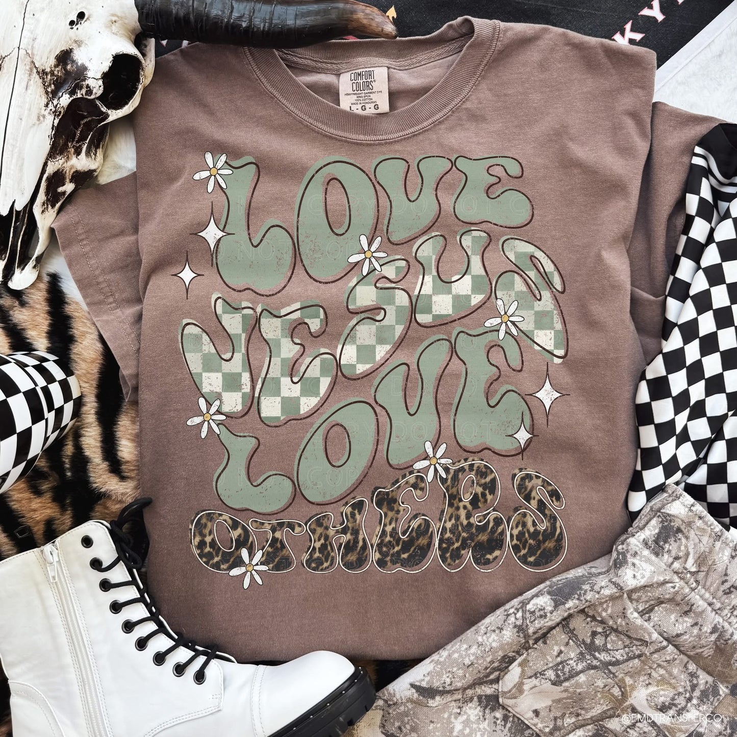 Love Jesus Love Others