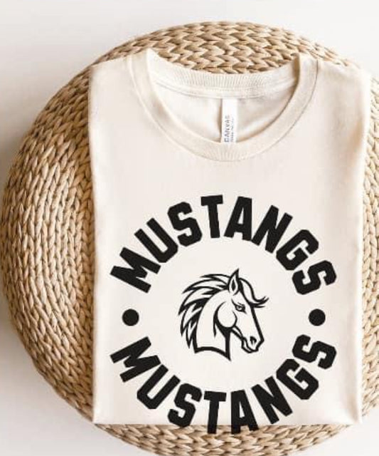 Mustang Circle